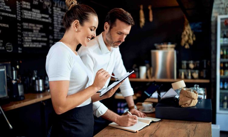 Encargado de bar: funciones y requisitos