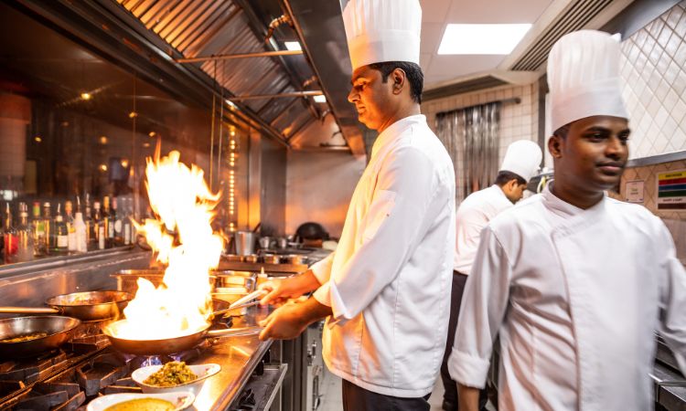 Descubre cuál es la jerarquía en la cocina y el rango más alto